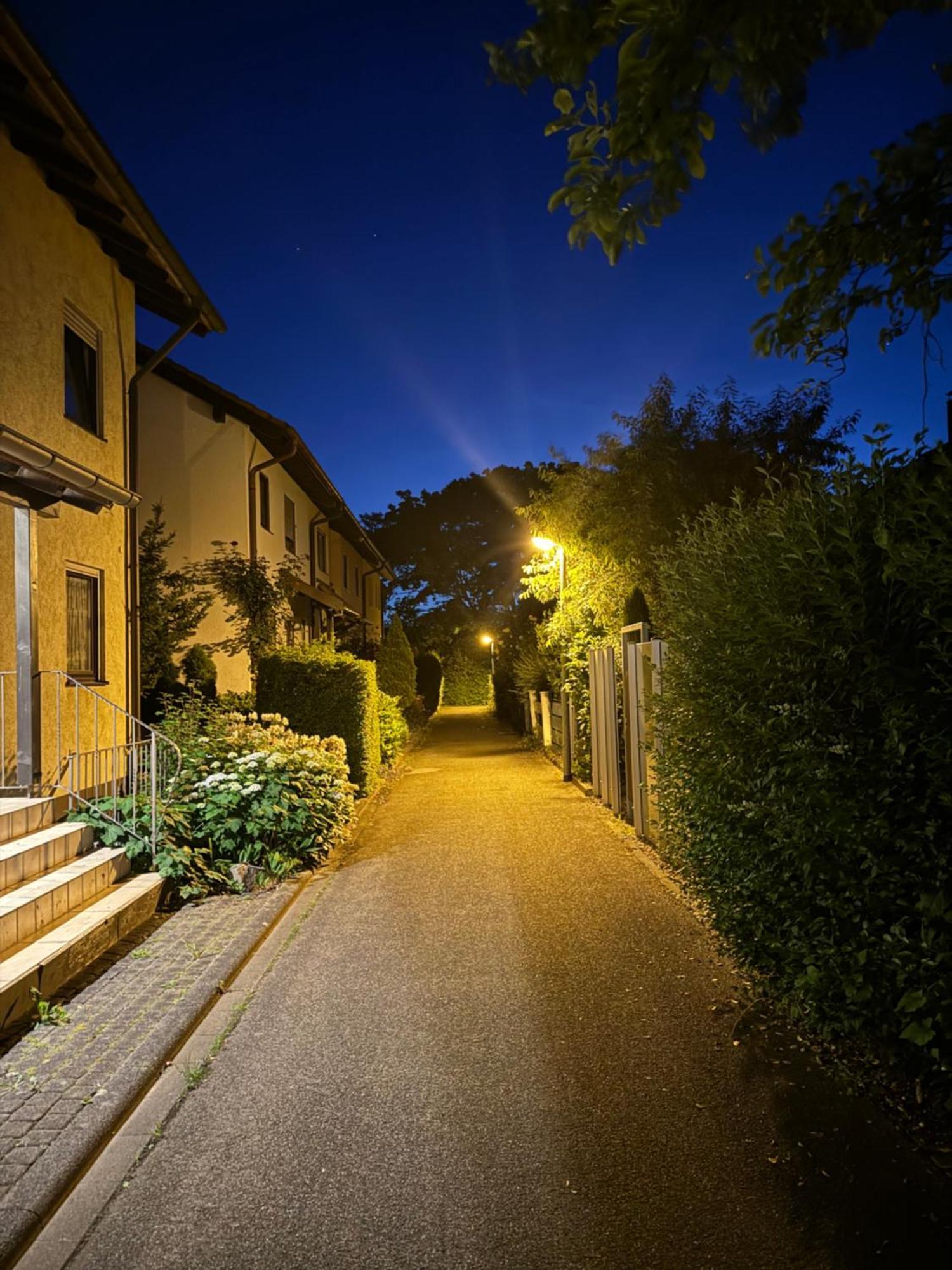 Apartment Parkplatz Garten Rad-Garage Freiburg im Breisgau Exterior photo